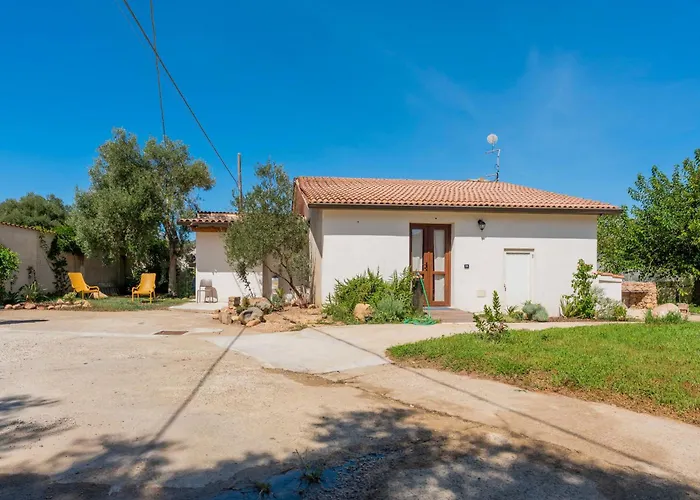 Su Carinniu Oda ve Kahvaltı 3*